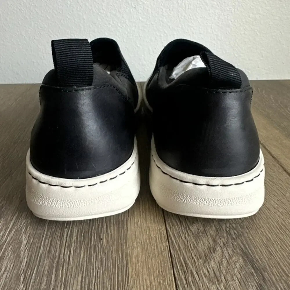 Born Morgan Leather Slip On Sneakers Black Pull Tab Round Toe Men Size 9.5